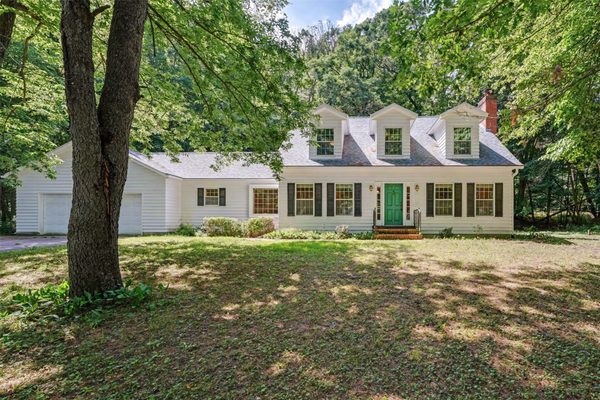 137 Canterbury Road Eau Claire WI 54701