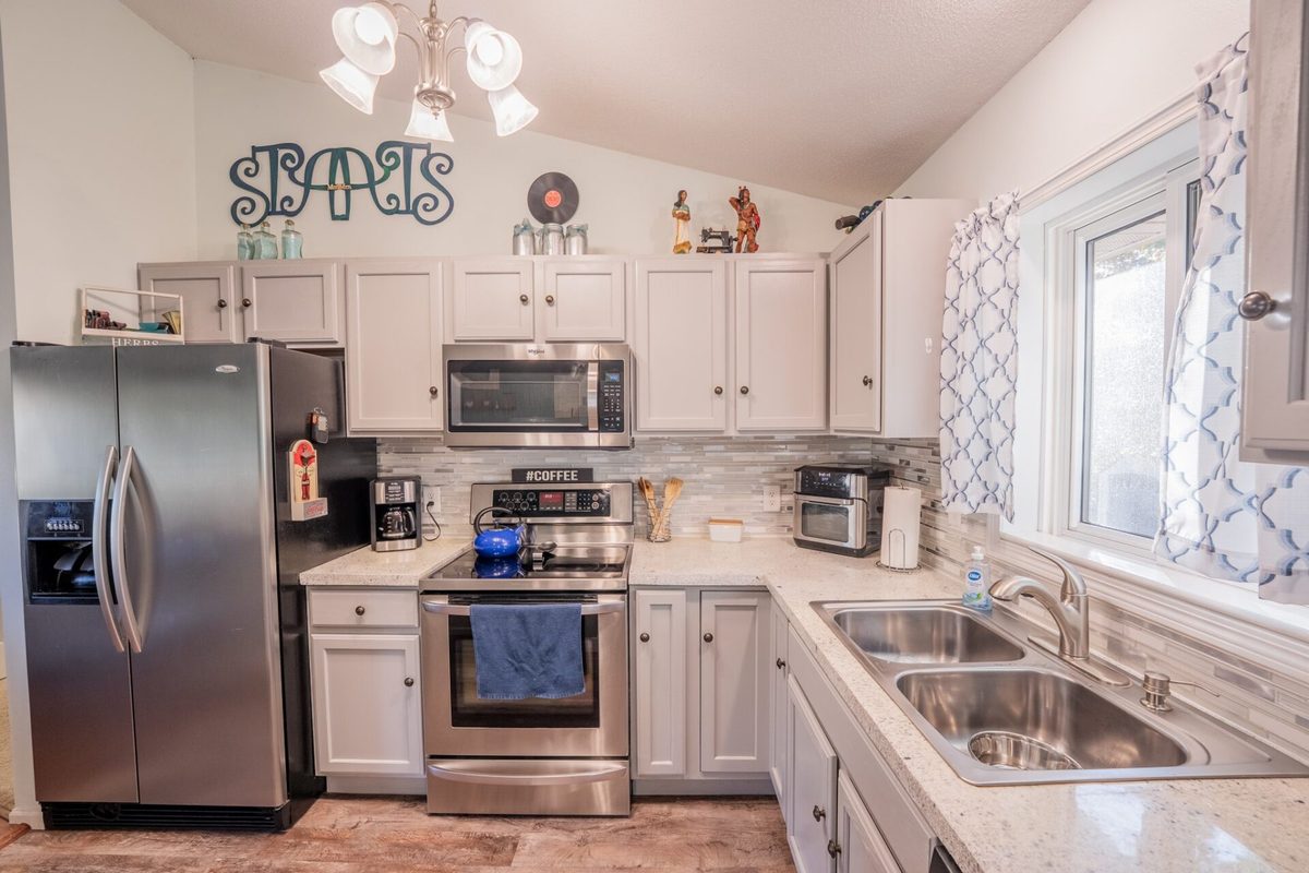 2411 Kenora Parkway, Eau Claire WI 54703 - Residential house for sale - MLS #1606120 - image14