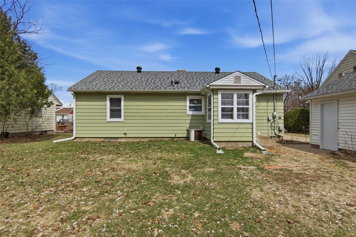 1915 Ohm Avenue, Eau Claire, WI