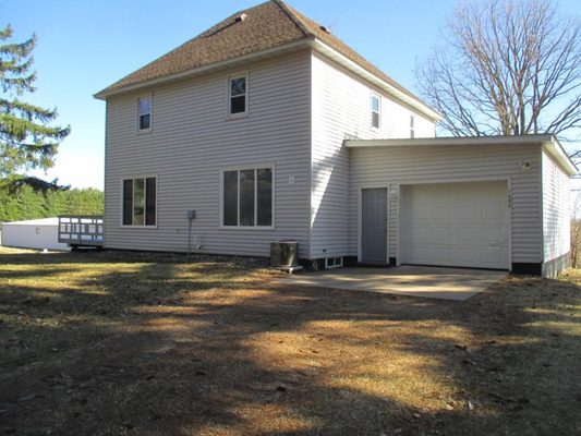Residential at 1090 50th Avenue, Amery, WI 54001