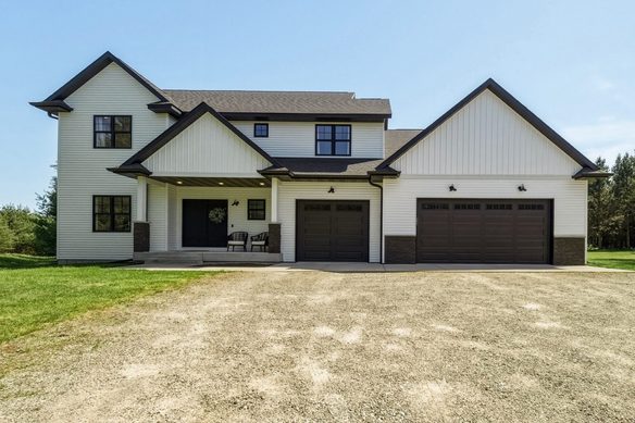 10081 9 Mile Creek Road, Fall Creek WI 54742 - Residential house for sale - MLS #1601601 - image1