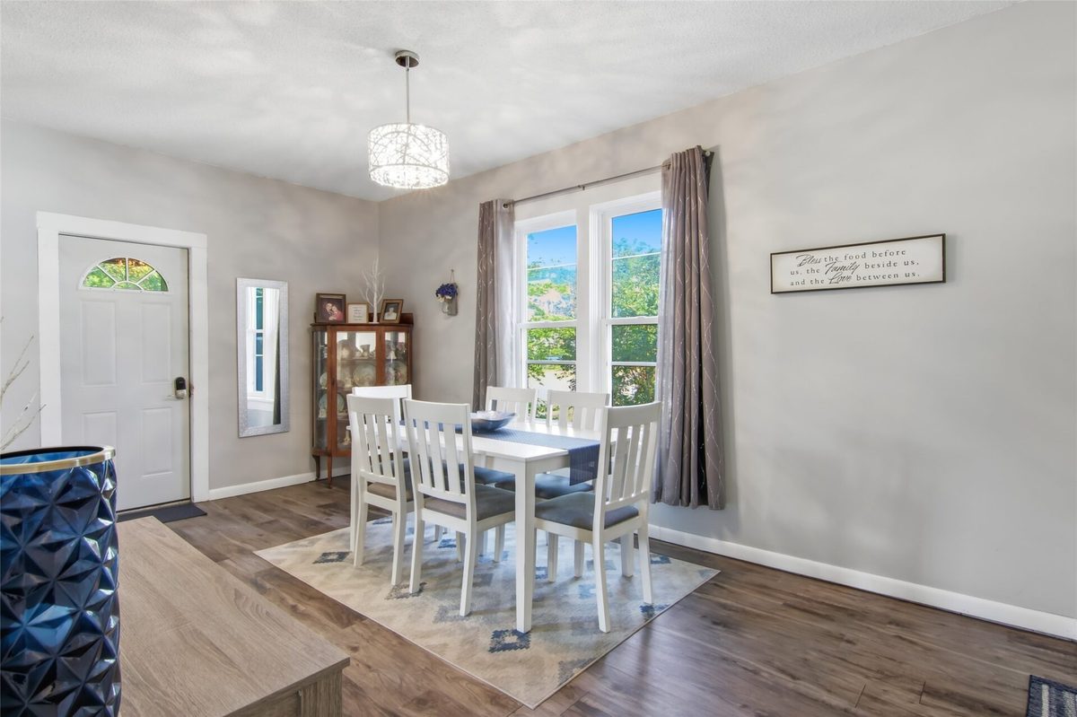 2015 4th Street, Eau Claire WI 54703 - Residential house for sale - MLS #1604335 - image9