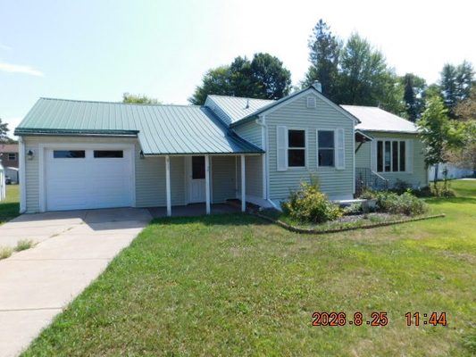 817 E 5th Street Ladysmith WI 54848