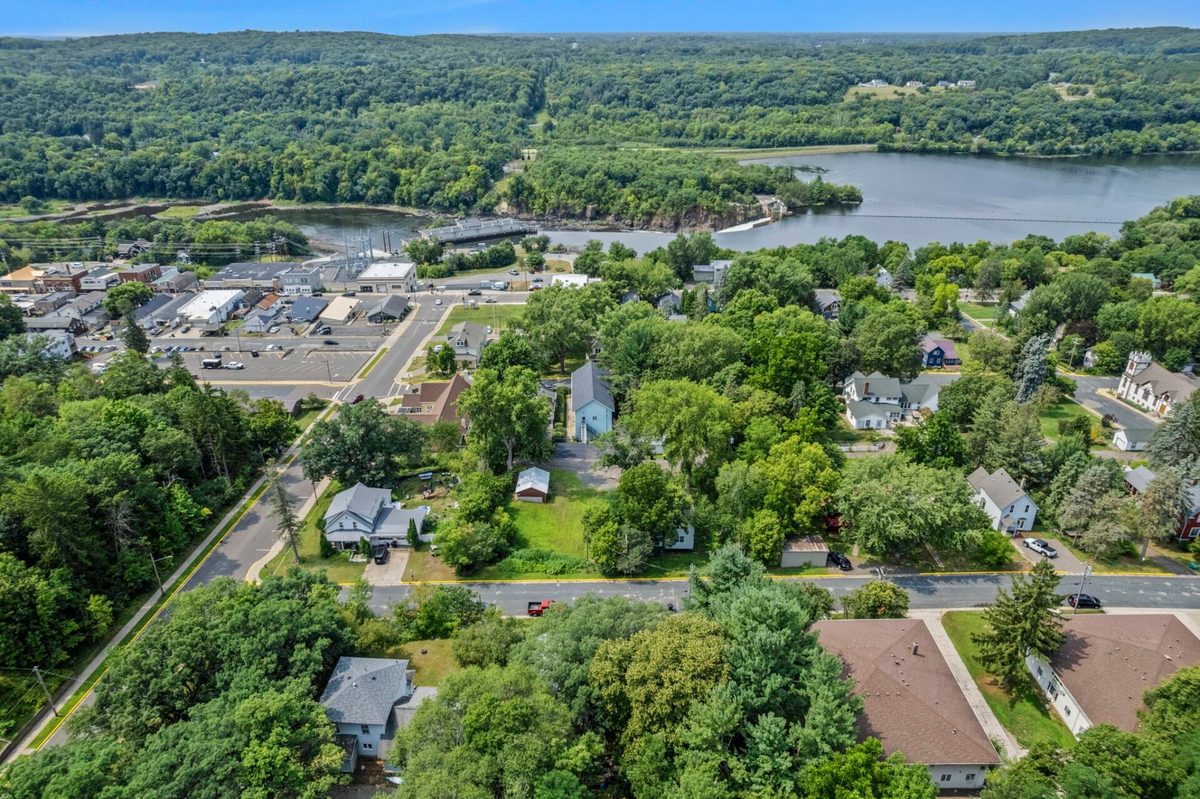 212 N Adams Street 2, St Croix Falls, WI