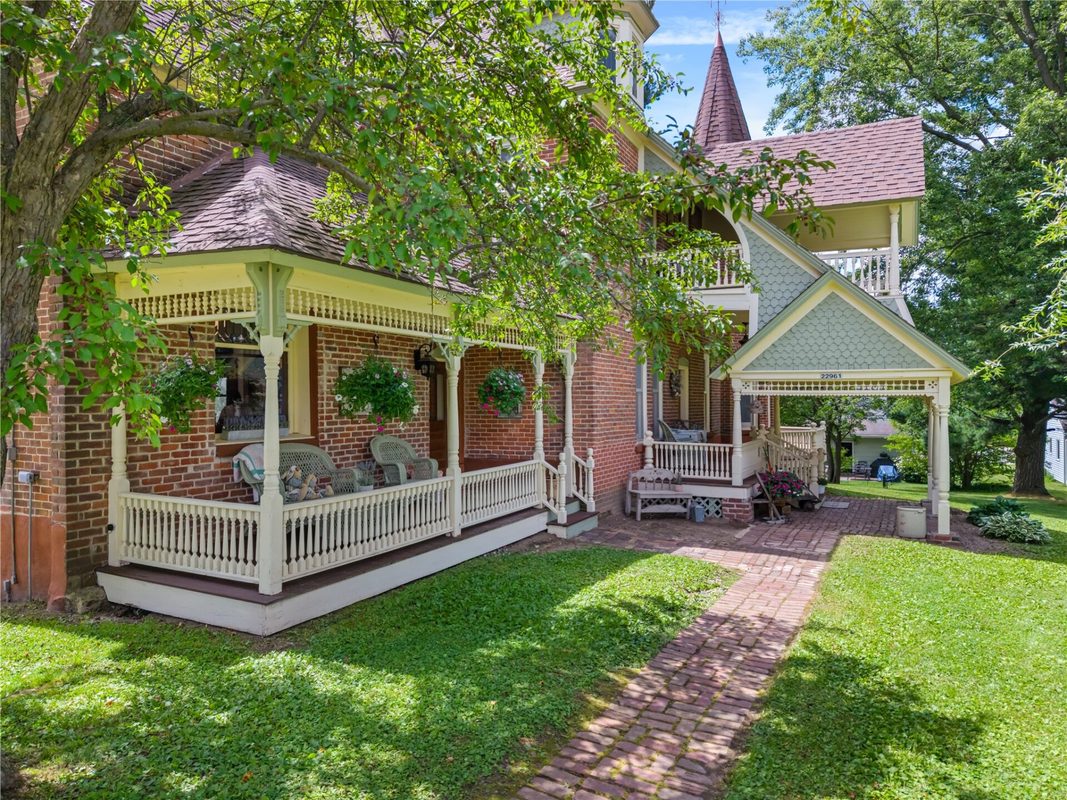 22961 Church Street, Ettrick, WI