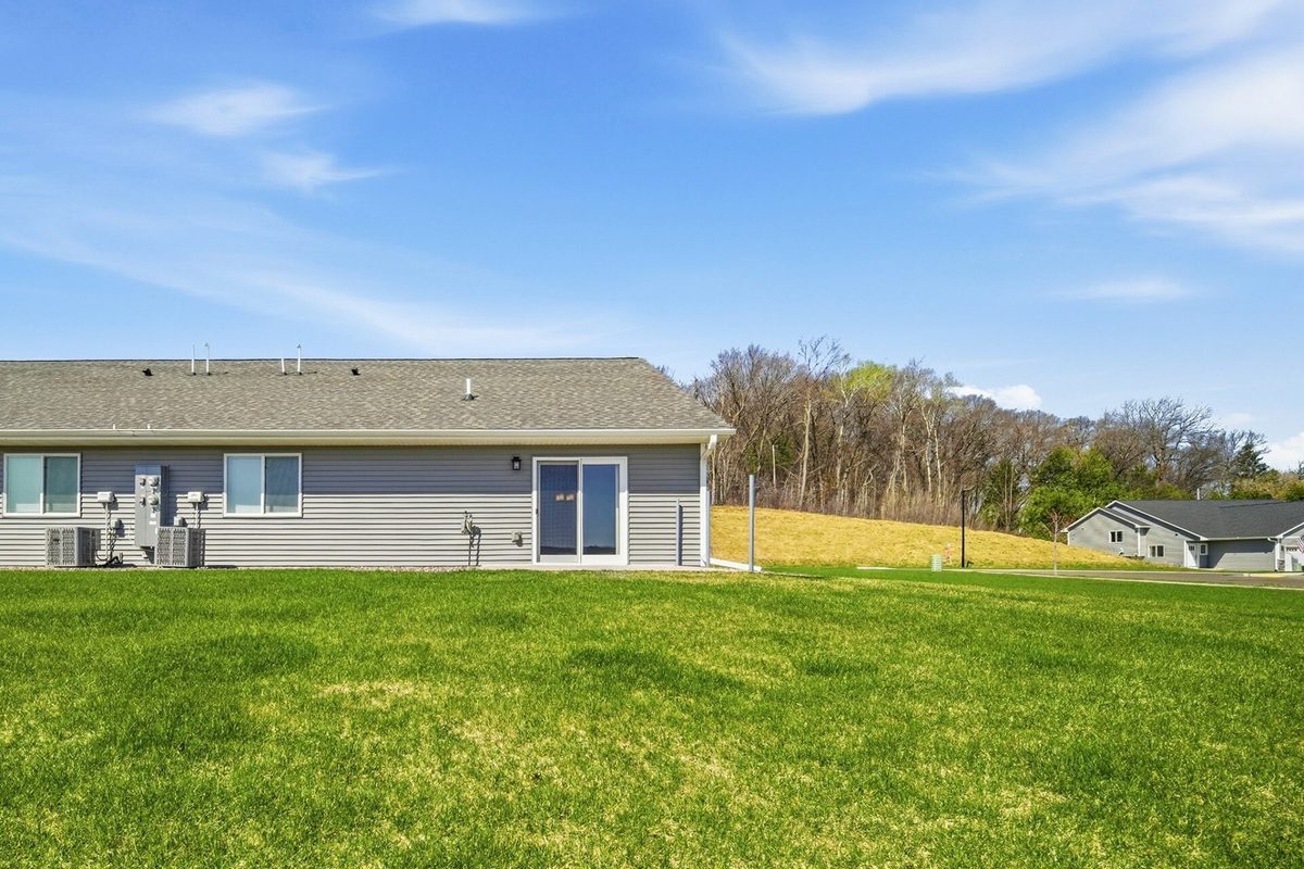 4911 Field Crest Lane Eau Claire WI 54701 — photo 27