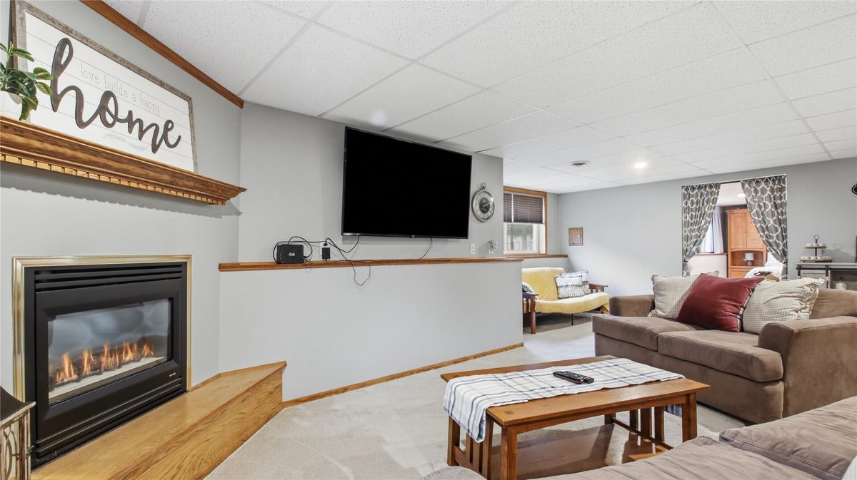 2737 Jeanne Lane, Eau Claire WI 54703 - Residential house for sale - MLS #1605974 - image28