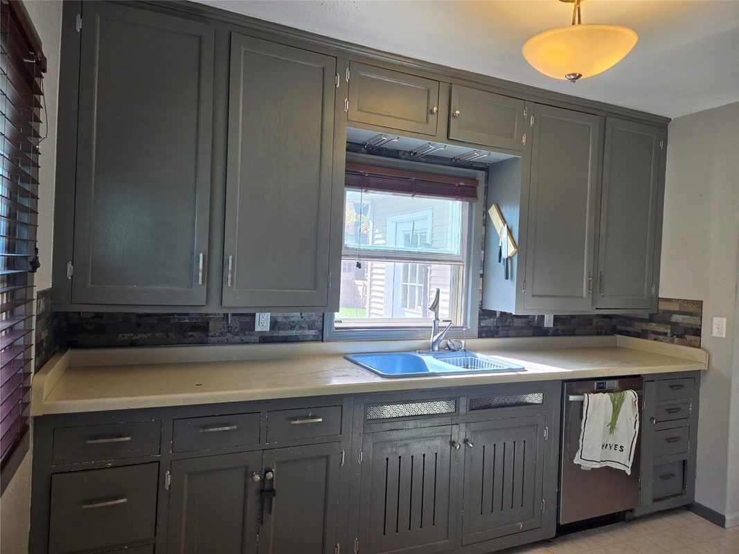 514 Van Buren Street, Black River Falls WI 54615 - Residential house for sale - MLS #1606161 - image8