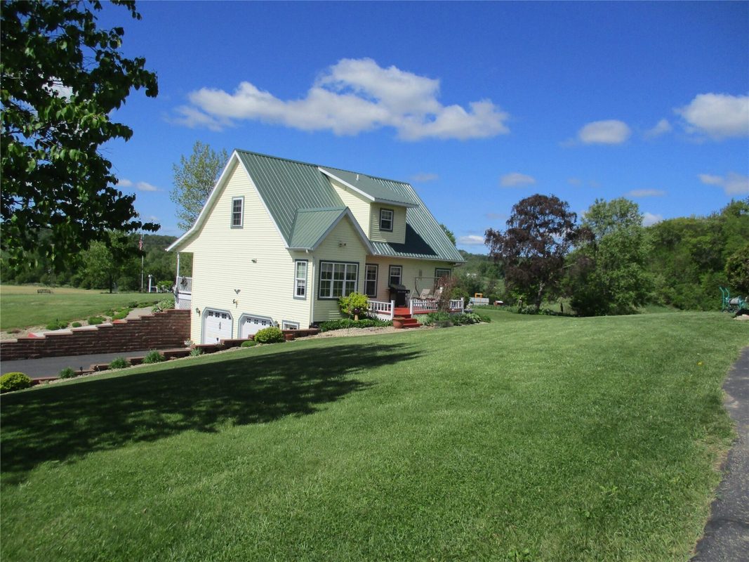 30694 County Highway Elroy WI 53929 — photo 2