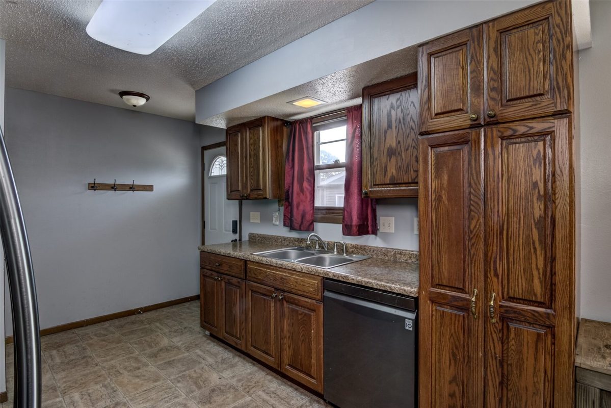 1923 Arlene Place, Eau Claire WI 54703 - Residential house for sale - MLS #1604505 - image6