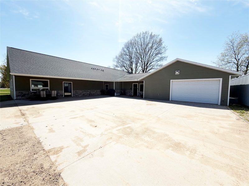 359 W Elm Street