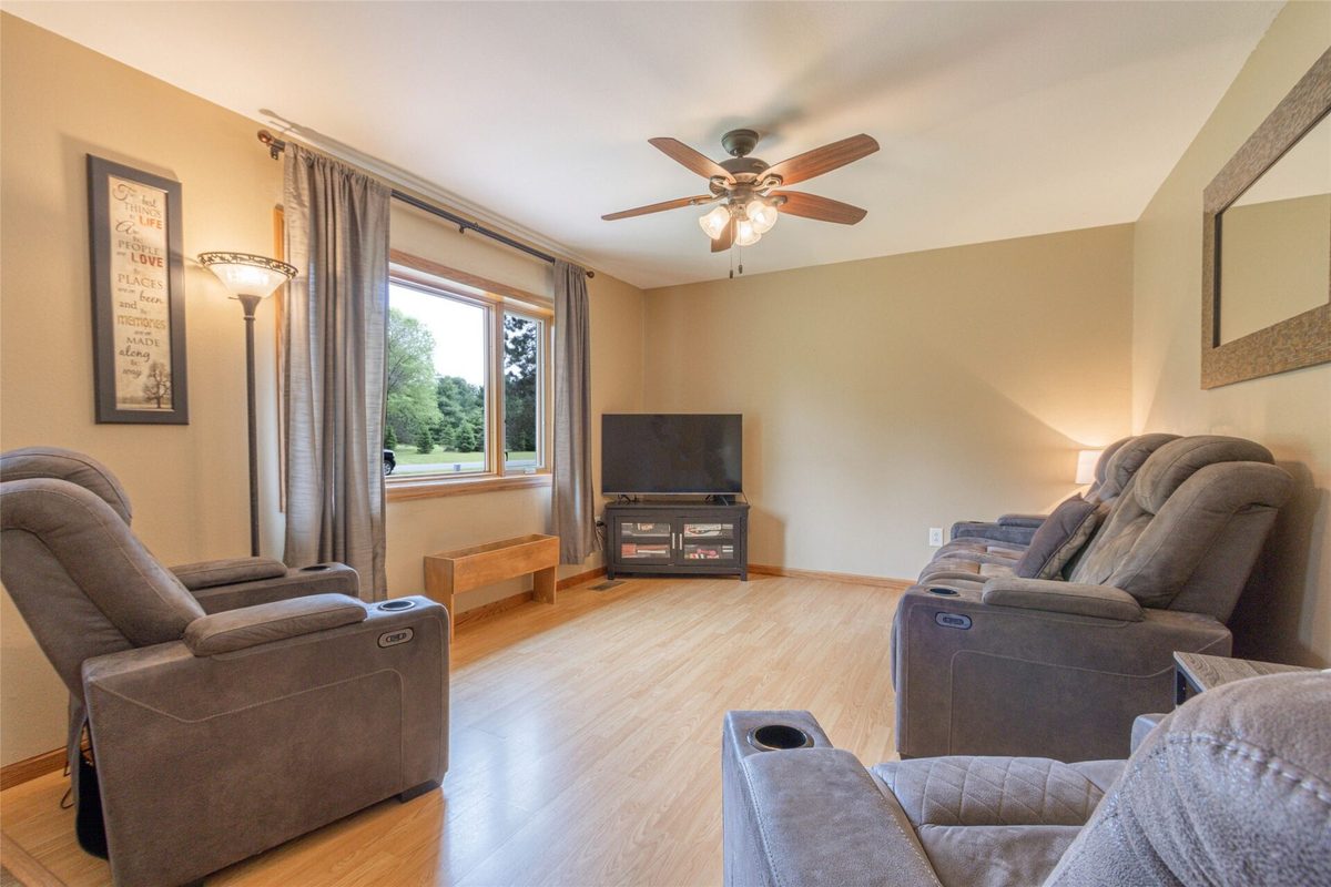 S10060 Minnesota Drive, Eleva WI 54738 - Residential house for sale - MLS #1601301 - image13