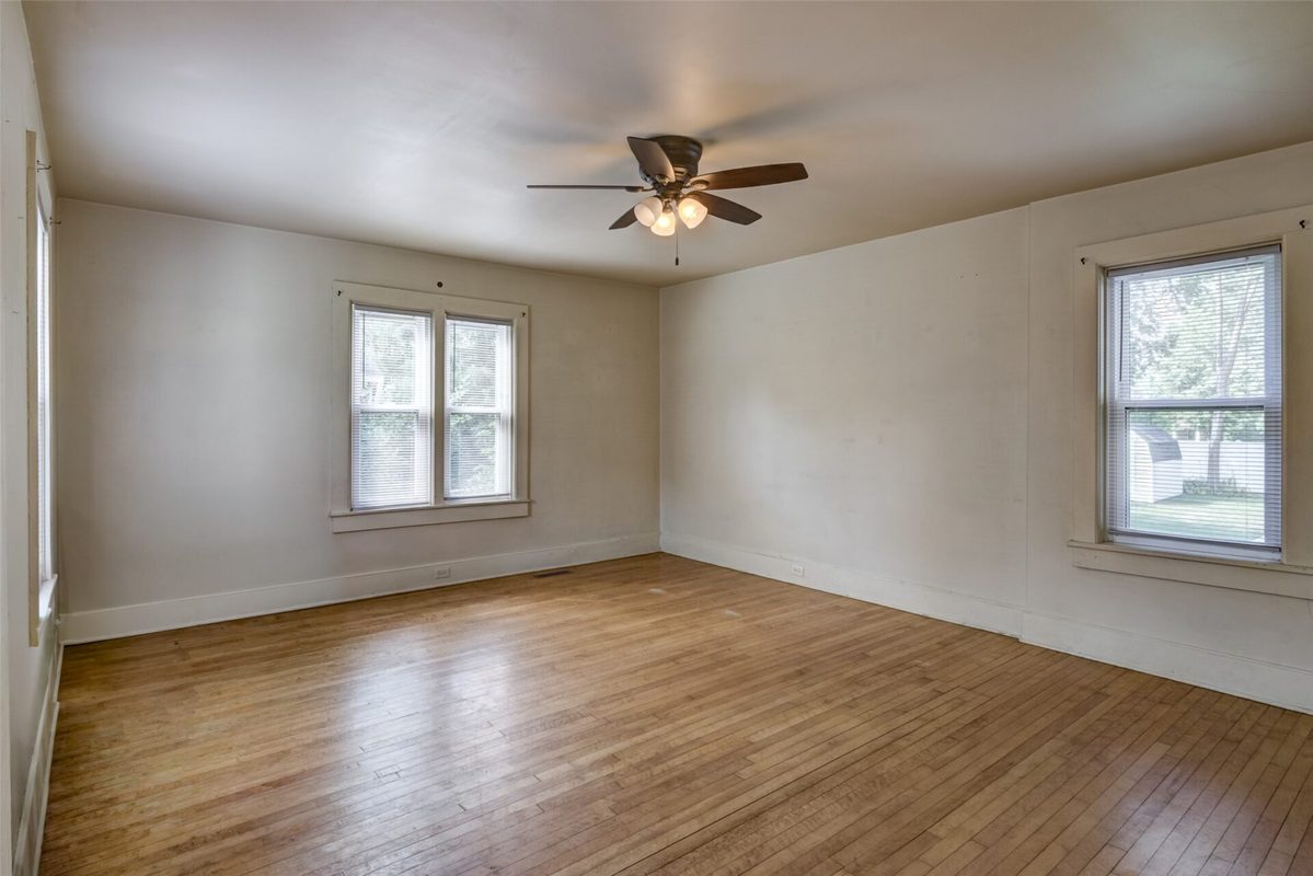 1022 Madison Street, Eau Claire WI 54703 - Residential house for sale - MLS #1604163 - image2