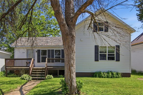 1827 Charles Street, Eau Claire WI 54703 - Residential house for sale - MLS #1602019 - image1