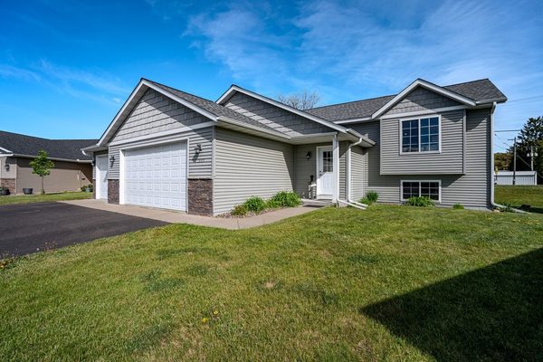 1305 Whistling Straits Court Altoona WI 54720