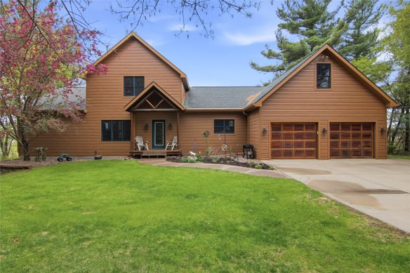E8200 260th Avenue, Elk Mound WI 54739 - Residential house for sale - MLS #1600905 - image1