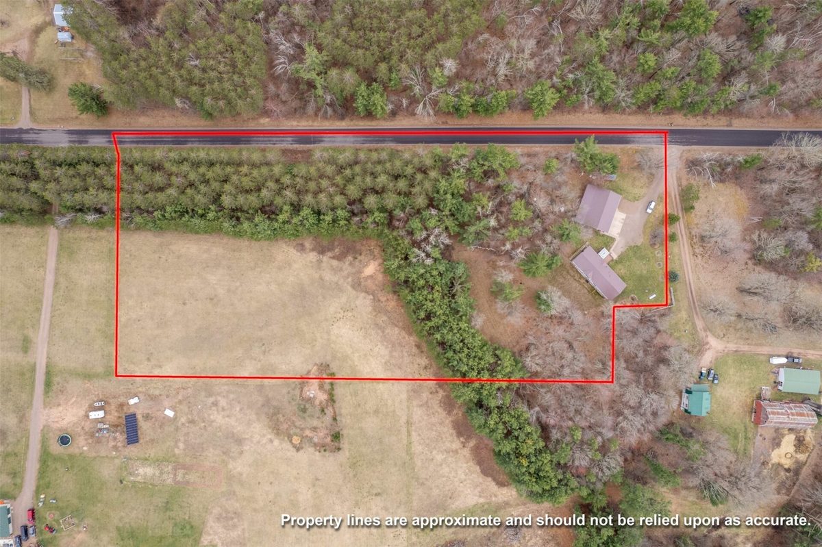N5353 Thornapple Road, Ladysmith, WI