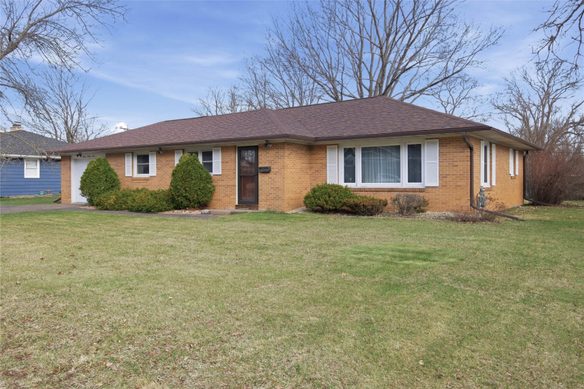 1624 Taft Avenue, Eau Claire, WI