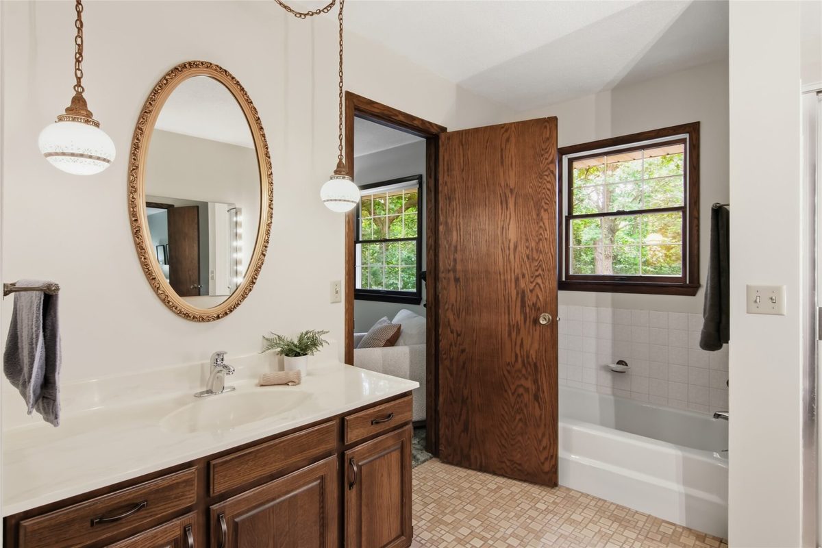2719 Deblene Lane, Eau Claire WI 54703 - Residential house for sale - MLS #1604386 - image18