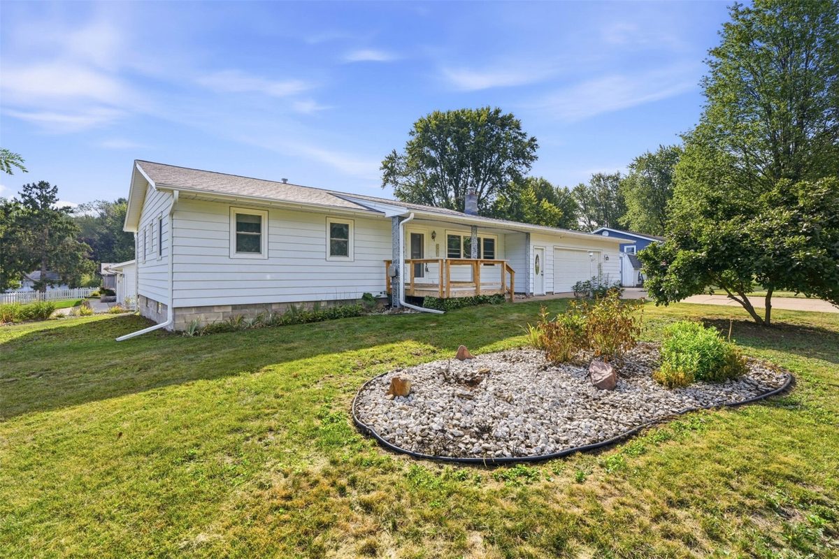 3025 Glenhaven Place, Eau Claire WI 54703 - Residential house for sale - MLS #1604593 - image3