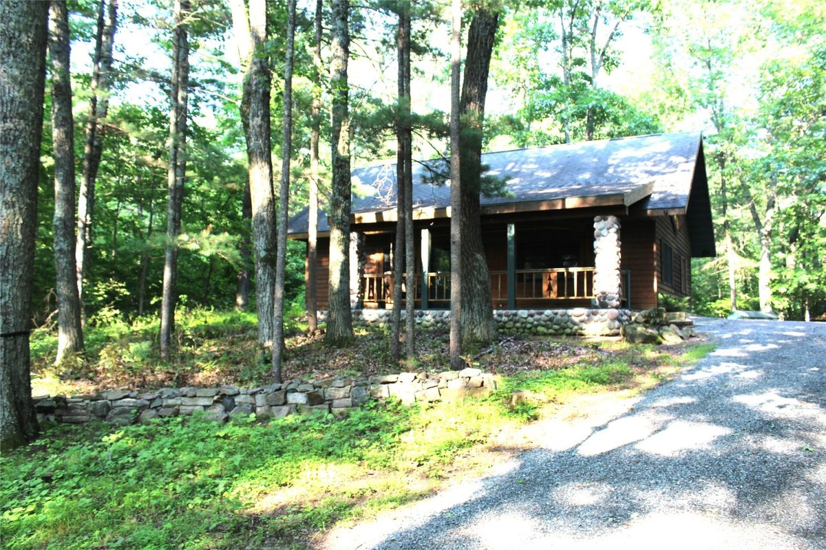 N1060 Resewood Avenue, Neillsville, WI