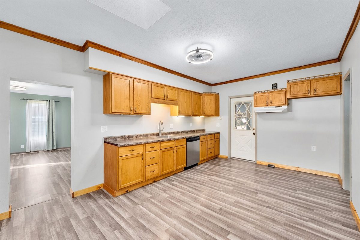 201 Pine Street, Stanley WI 54768 - Residential house for sale - MLS #1606115 - image12