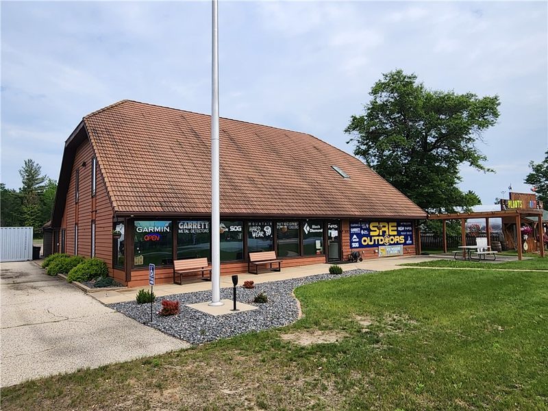 800 Oasis Road