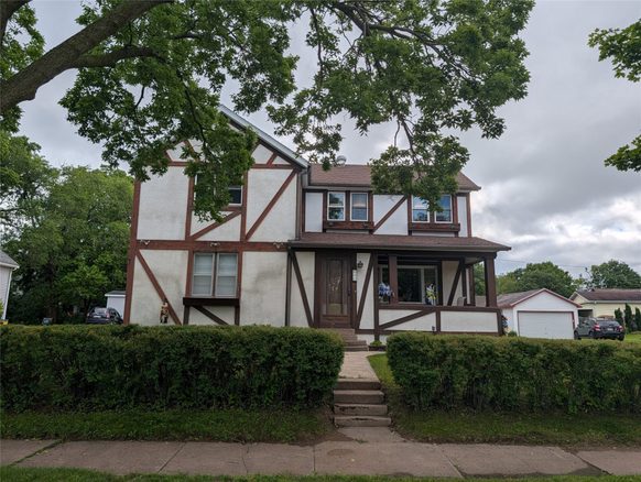 515 Dewey Street, Eau Claire WI 54703 - ResidentialIncome house for sale - MLS #1602397 - image1