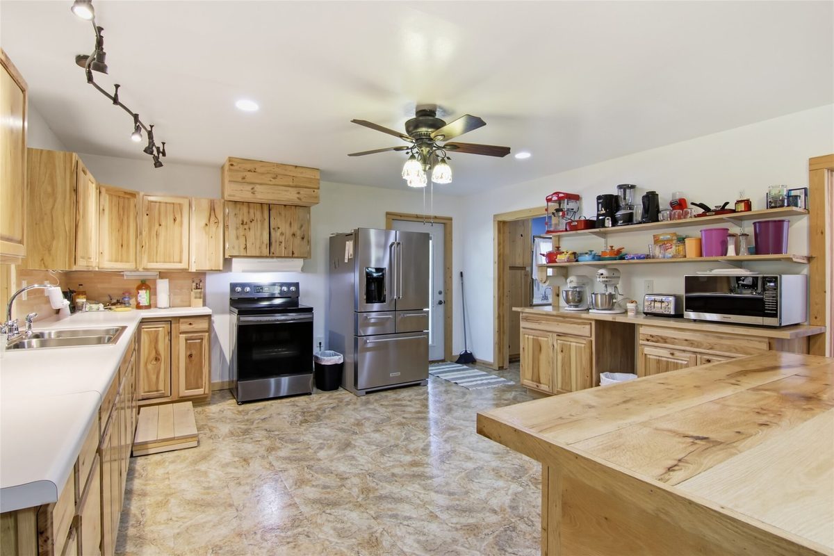 326 Camp Rd, Fairchild WI 54741 - Residential house for sale - MLS #1604572 - image4