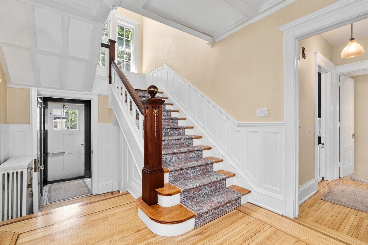 1328 Wilson Street, Eau Claire WI 54701 - Residential house for sale - MLS #1602780 - image9