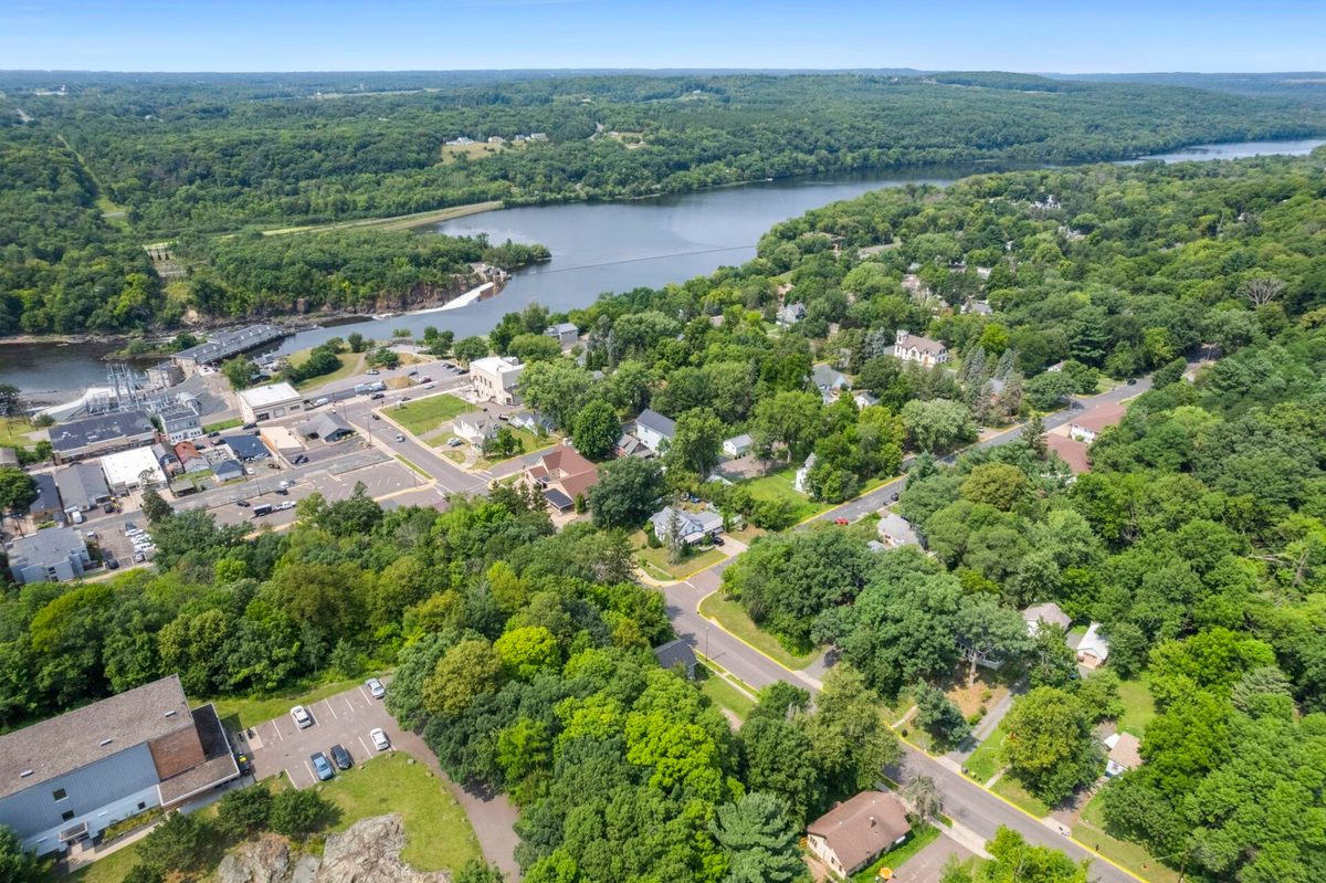 212 N Adams Street 2, St Croix Falls, WI