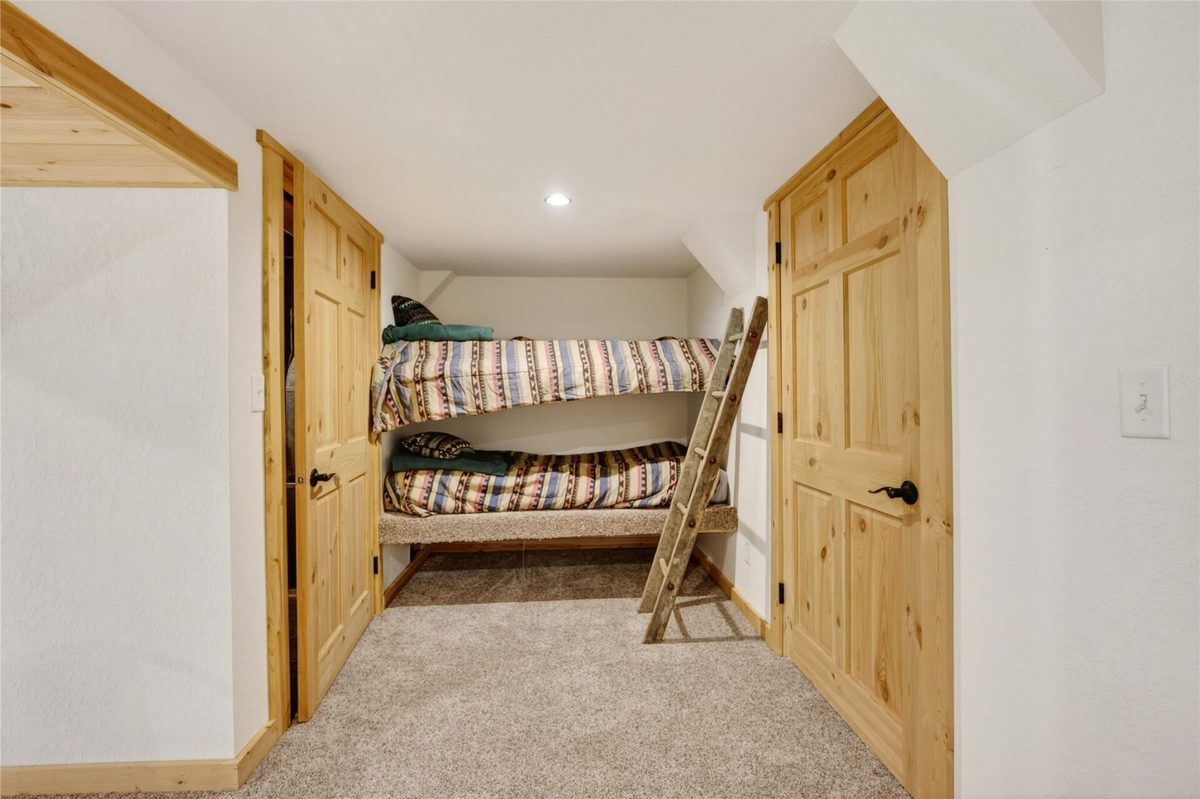 12358 W Moreland Road, Hayward, WI
