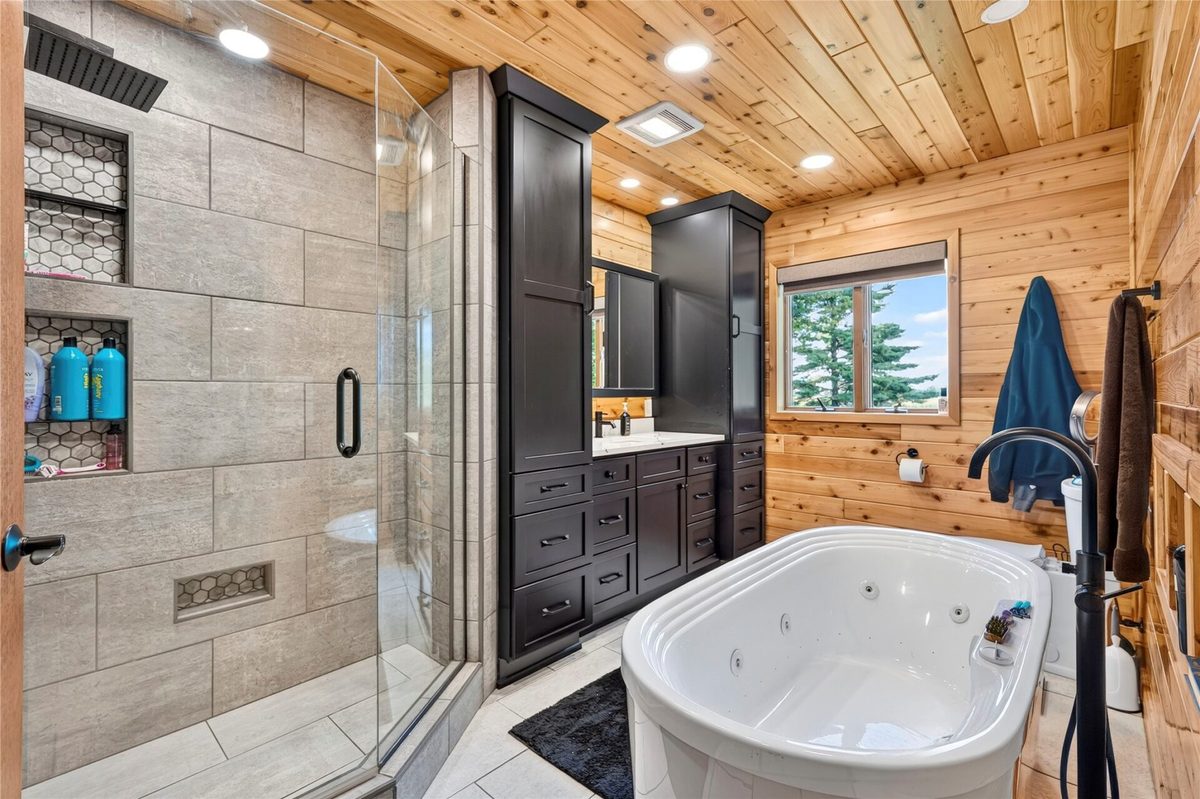 2092 28th Avenue, Rice Lake WI 54868 - Residential house for sale - MLS #1604546 - image19