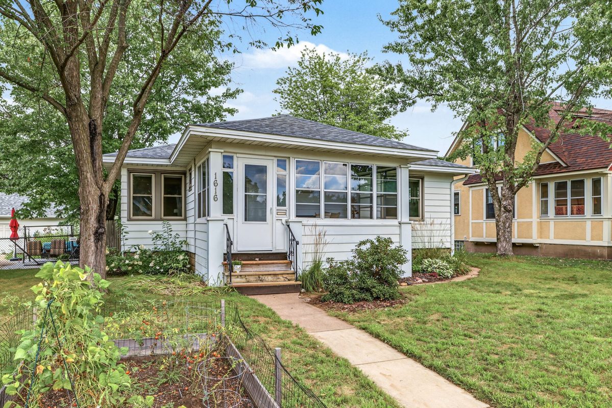 1616 Emery Street, Eau Claire WI 54701 - Residential house for sale - MLS #1604915 - image2