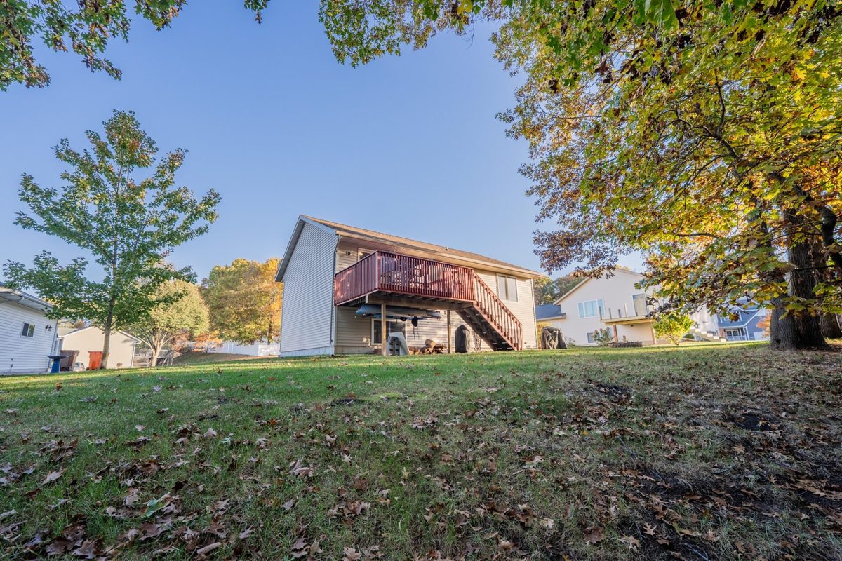 2411 Kenora Parkway, Eau Claire WI 54703 - Residential house for sale - MLS #1606120 - image35