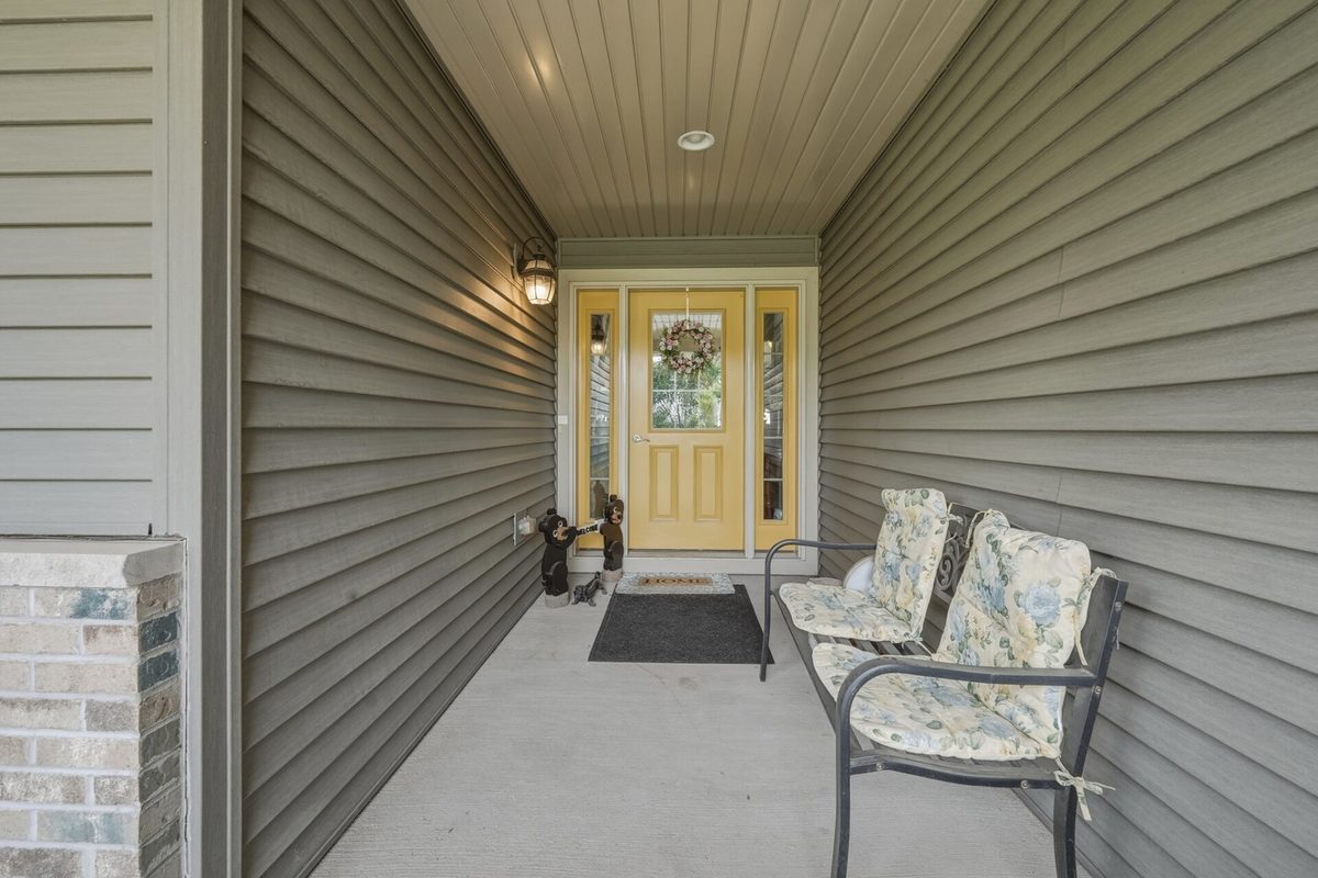 420 E 1st Street, Loyal, WI