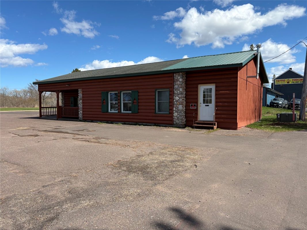 722 Lake Shore Drive E, Ashland, WI — photo 2