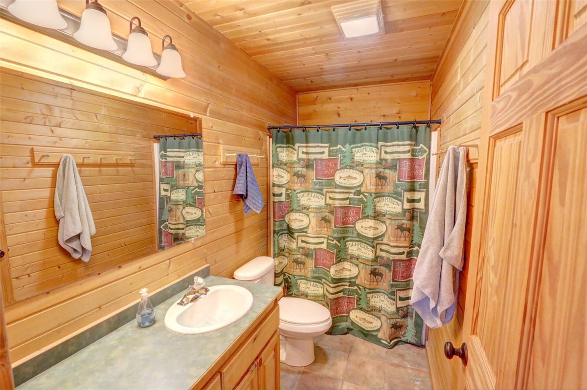 11295W Seagull Lane, Hayward, WI — photo 13