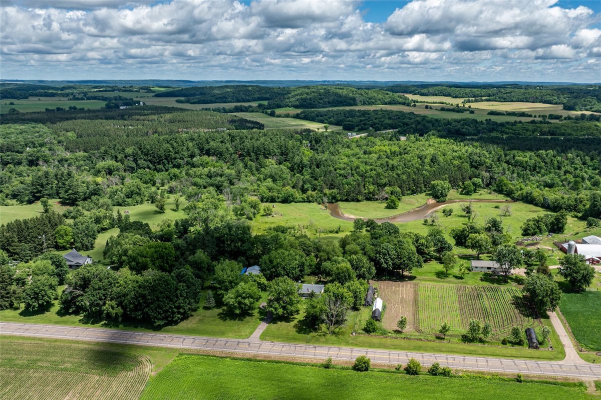 5701 US Highway 53, Eau Claire WI 54701 - Residential house for sale - MLS #1602545 - image37
