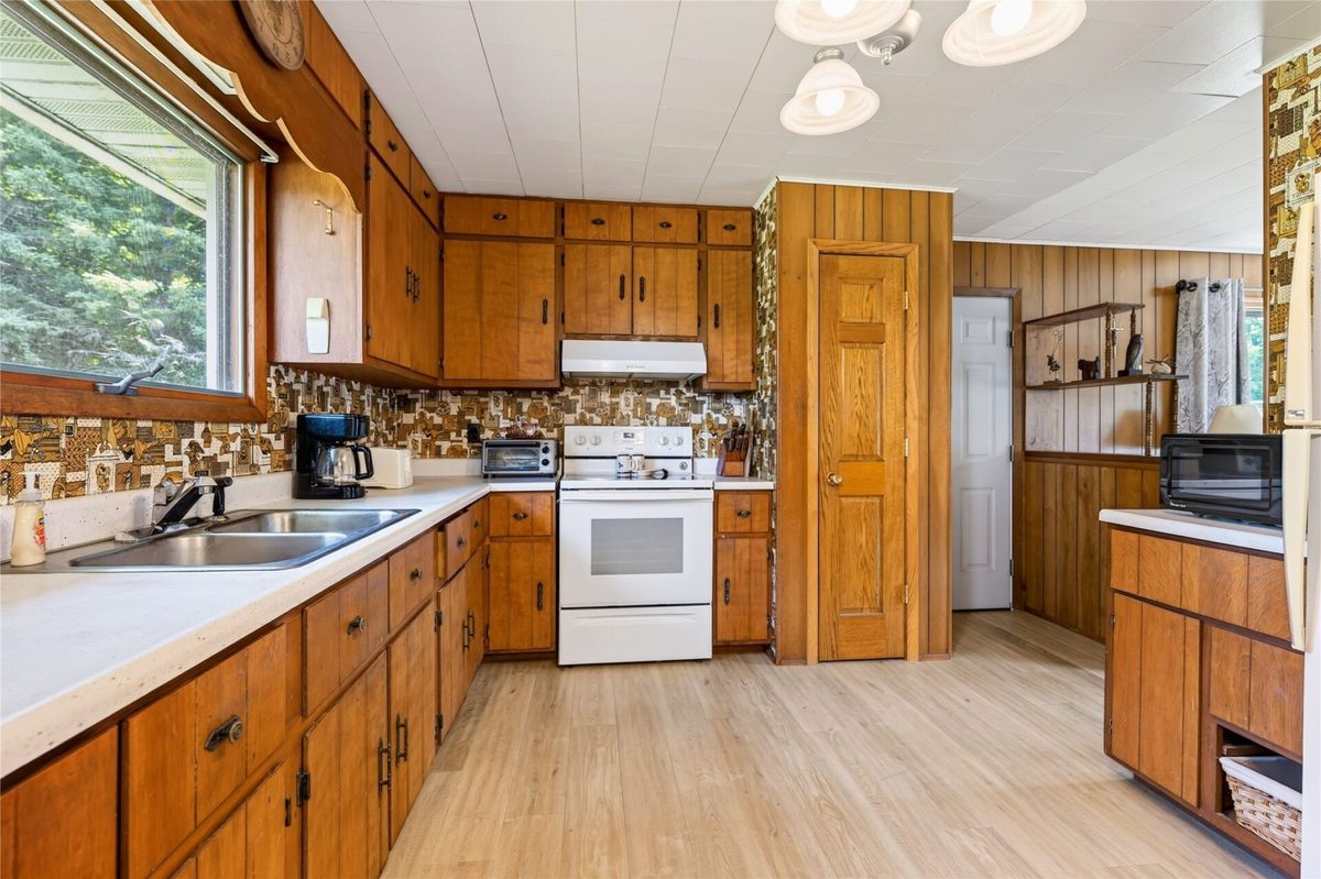 N2579 Willow Trail, Shell Lake WI 54871 - Residential house for sale - MLS #1603514 - image6