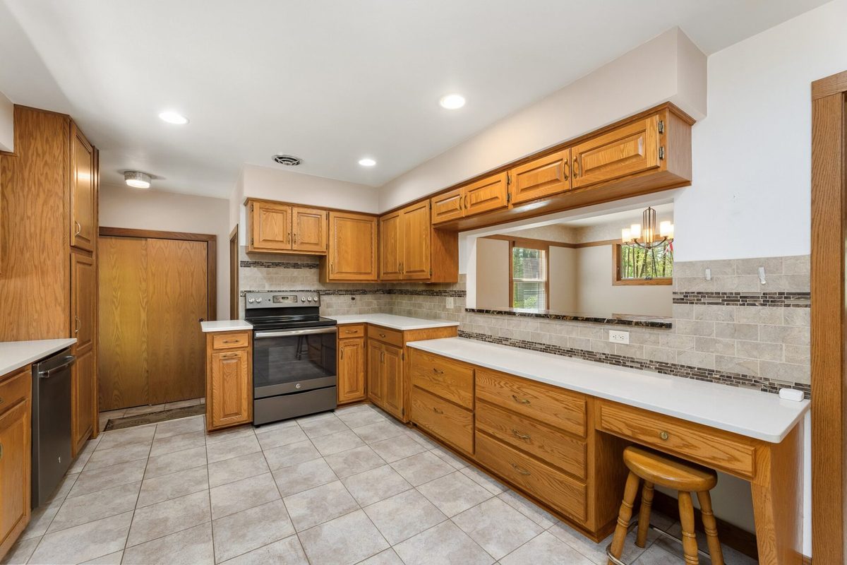 N7084 US Highway 12, Black River Falls WI 54615 - Residential house for sale - MLS #1601056 - image12