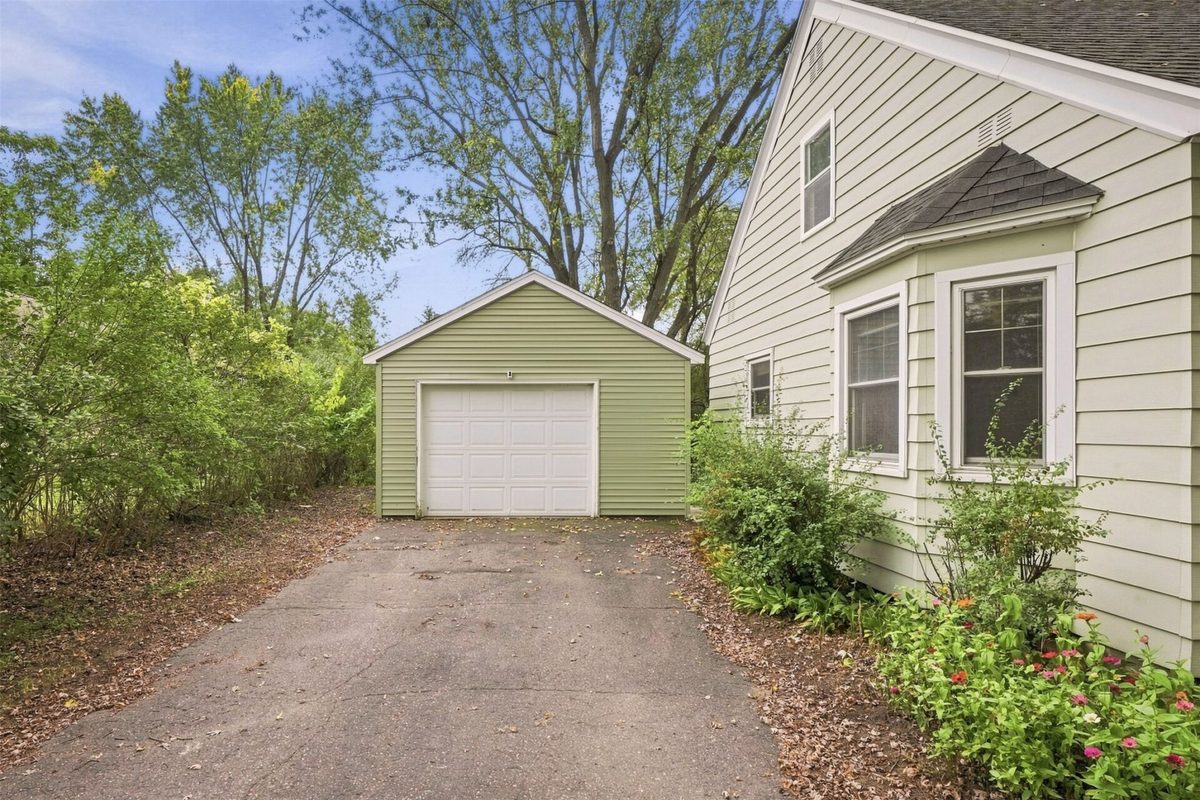 2445 Harrision Street, Eau Claire WI 54703 - Residential house for sale - MLS #1605666 - image16