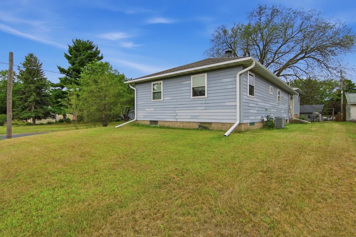 2124 Edgewood Lane, Eau Claire WI 54703 - Residential house for sale - MLS #1604082 - image28