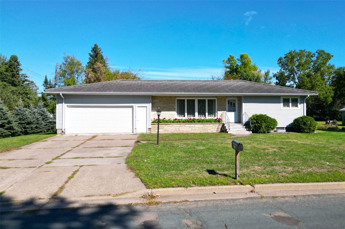 311 College Avenue Ladysmith WI 54848 - image17