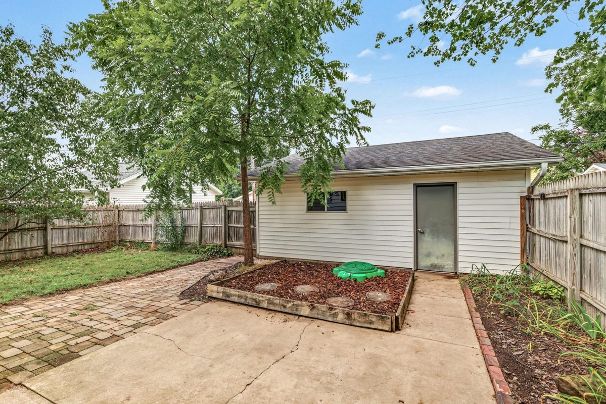 1616 Emery Street, Eau Claire WI 54701 - Residential house for sale - MLS #1604915 - image38