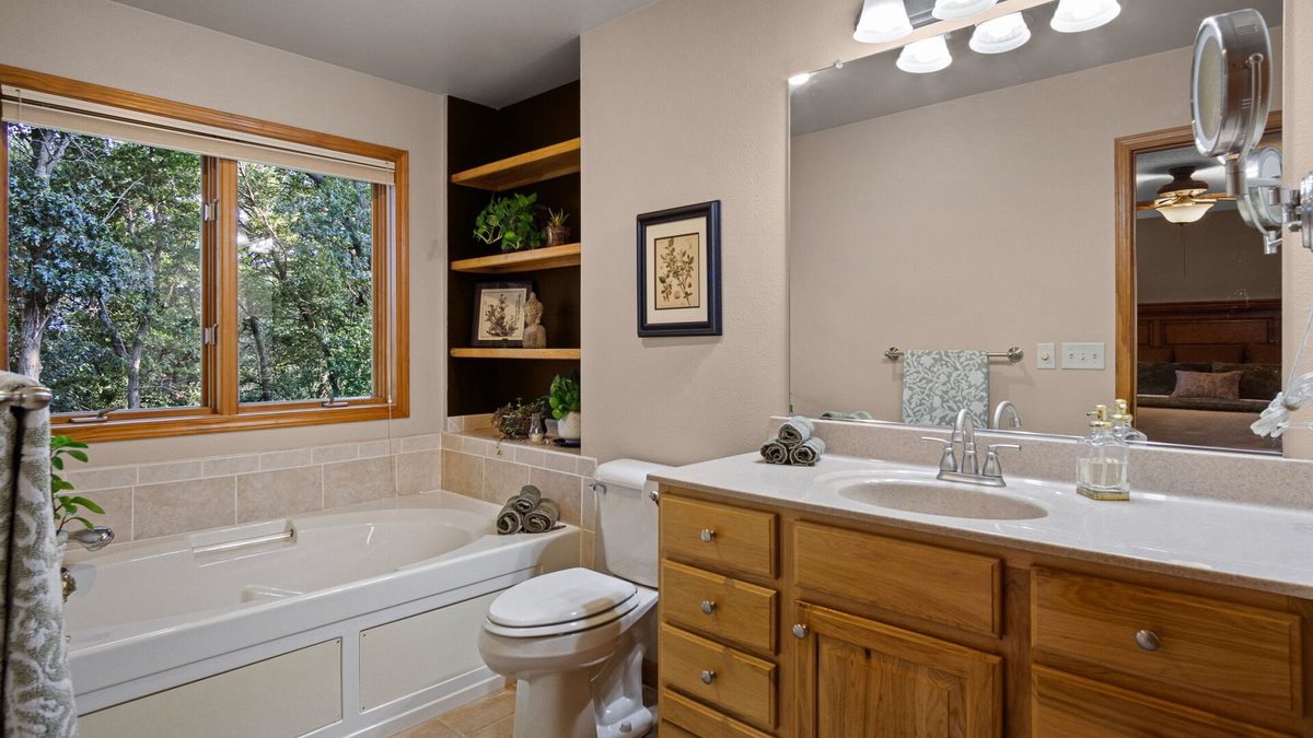2111 High Point Drive, Altoona WI 54720 - Residential house for sale - MLS #1604363 - image46