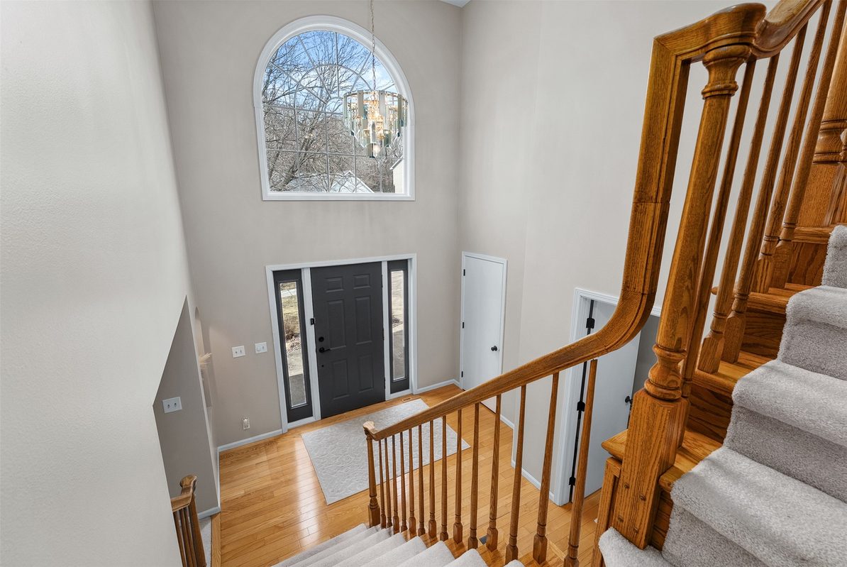 1011 Thompson Drive, Altoona, WI