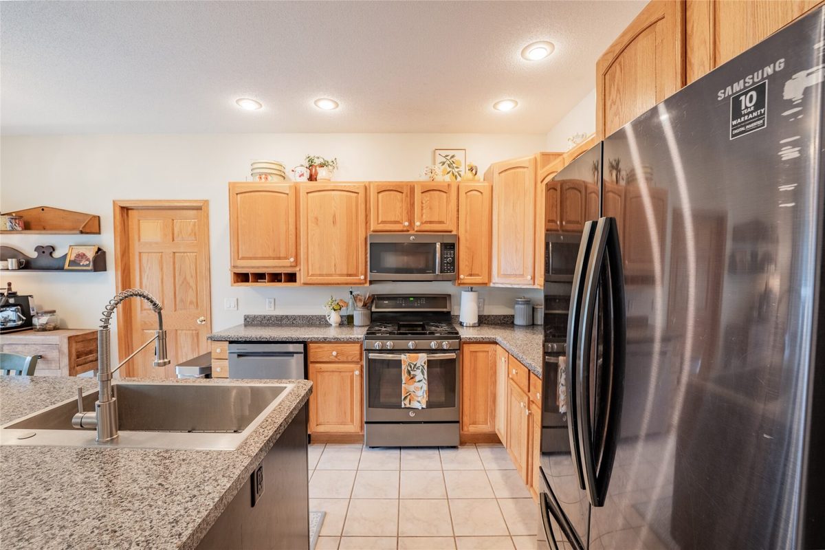 1704 Sierra Drive, Eau Claire WI 54701 - Residential house for sale - MLS #1604065 - image14