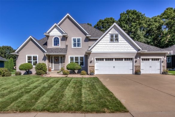 3208 Tiburon Drive, Eau Claire WI 54701 - Residential house for sale - MLS #1605000 - image1