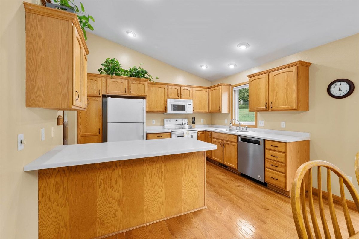221 La Mans Lane, Eau Claire WI 54703 - Residential house for sale - MLS #1604868 - image15